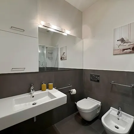 Prestige Arci Via Roma View Center *